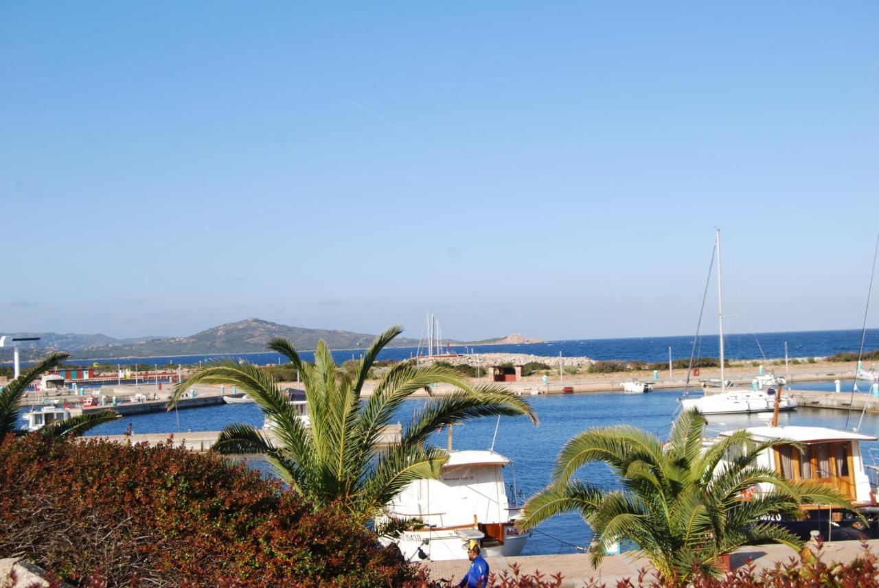 Appartement Casa Francesca Puntaldia à San Teodoro  Extérieur photo